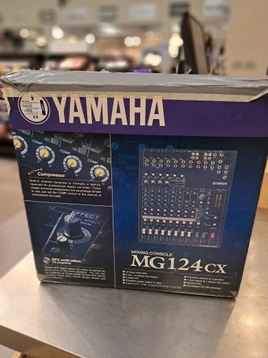 Yamaha - MG124CX 2